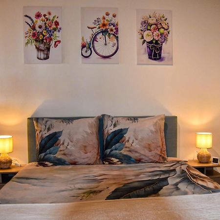 Mimosa Bed & Breakfast In Ijsselmuiden Екстер'єр фото
